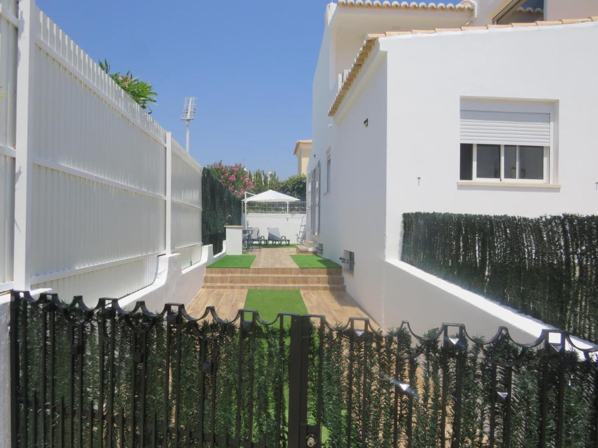 Villa Moradia Geminada V2- Piscina Privada Quarteira Exterior foto